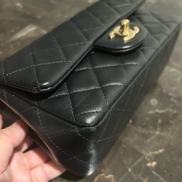 100% Authentic Chanel lambskin quilted  mini rectangular flap - Picture 13 of 15
